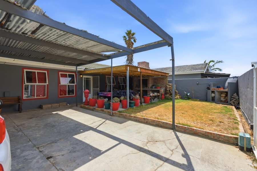 3 Bedroom Property for Sale in Onverwacht Western Cape